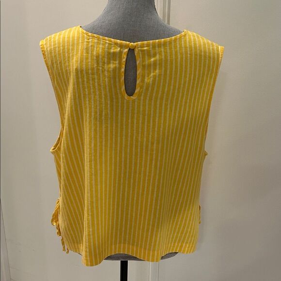Marc New York Yellow Striped Sleeveless Top - Picture 6 of 9